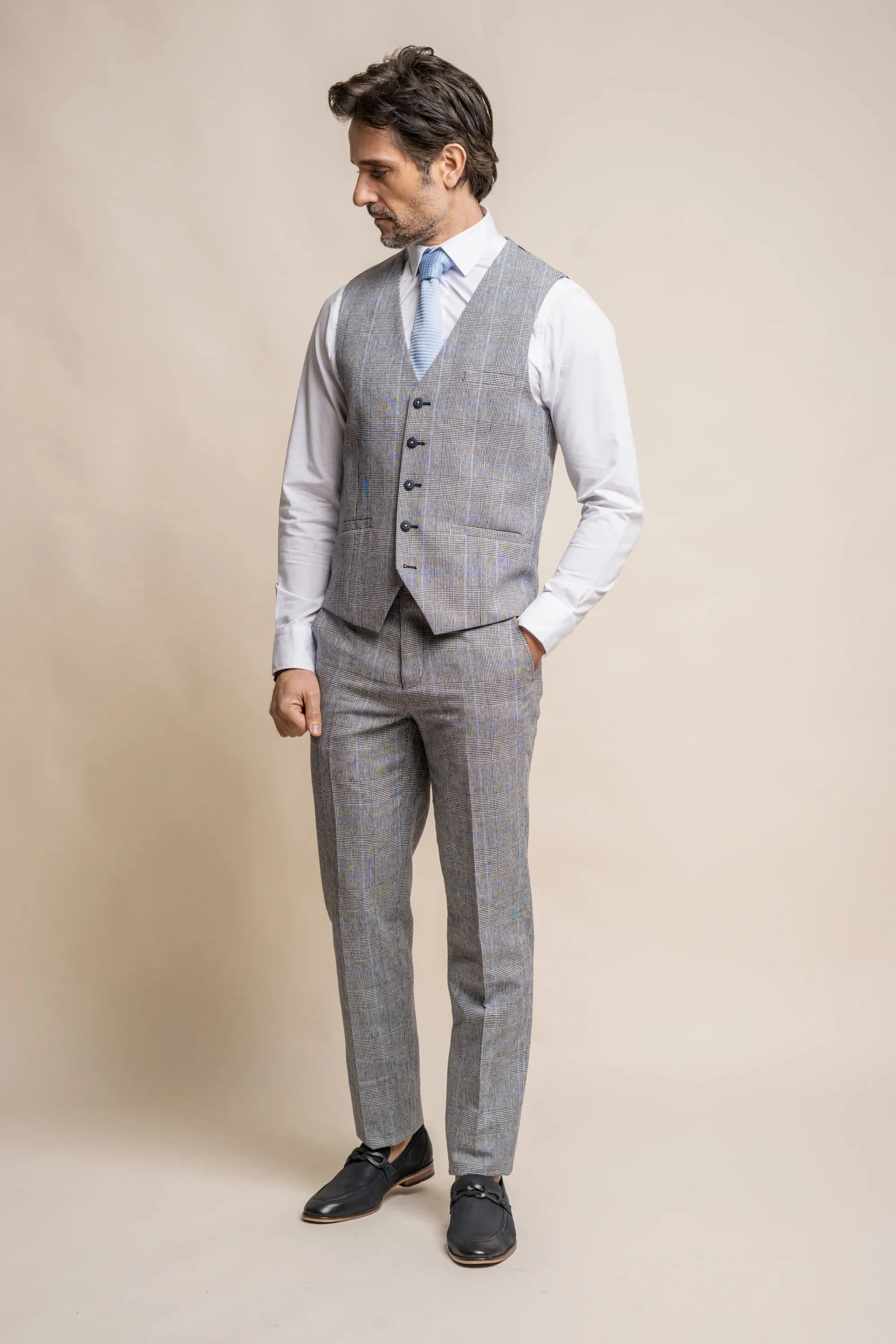 Arriga Three Piece Suit