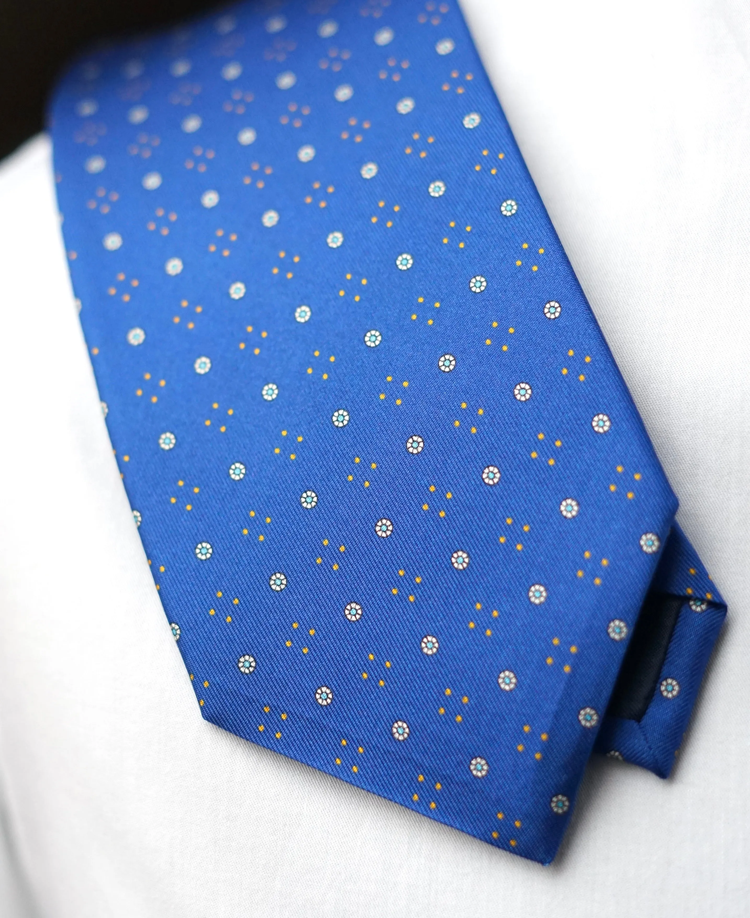 Ravenna Vintage Tie