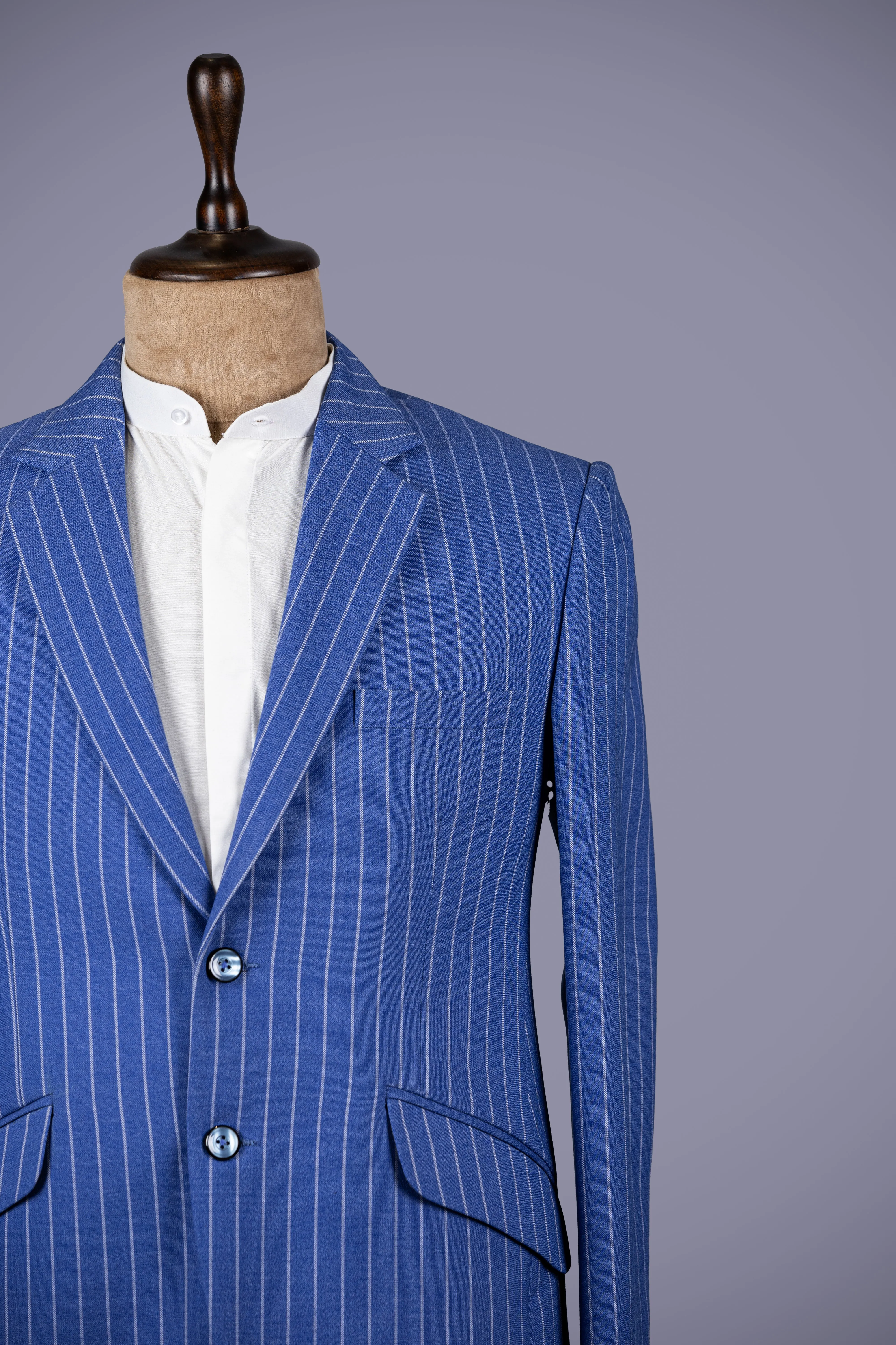 Royal Blue Italian Suiting Blazer for Effortless Style