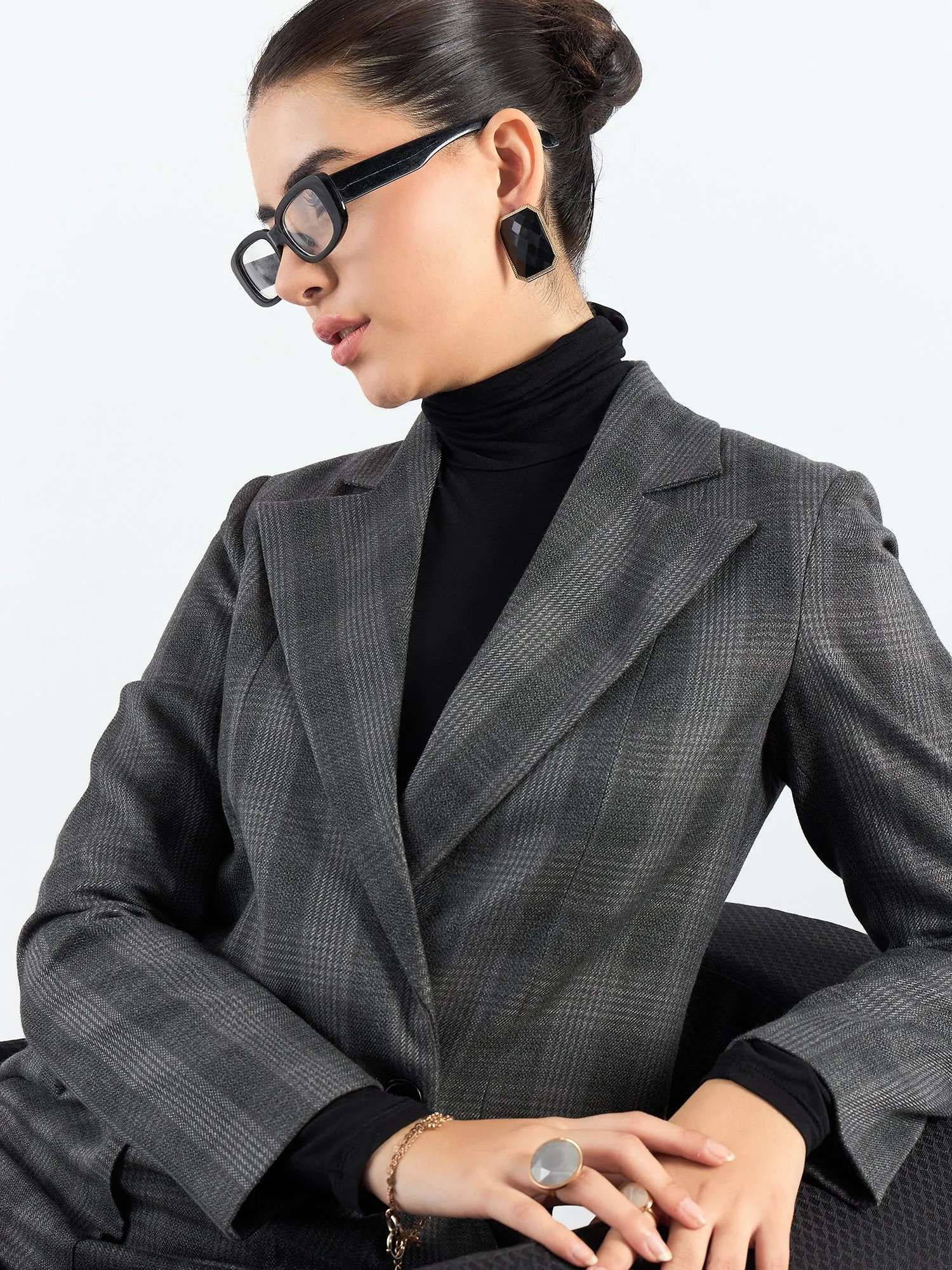 Stylish Grey Notched Lapel Checkered Warm Crop Blazer With Trouser