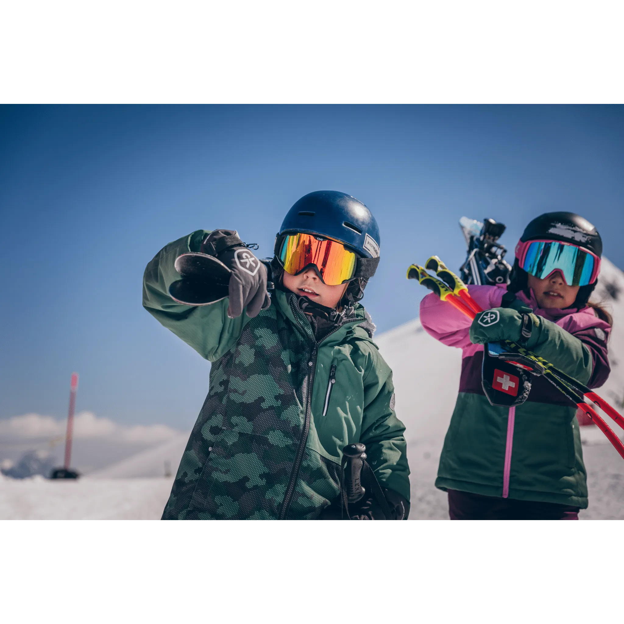 Waterproof Snow Mittens: Total Eclipse