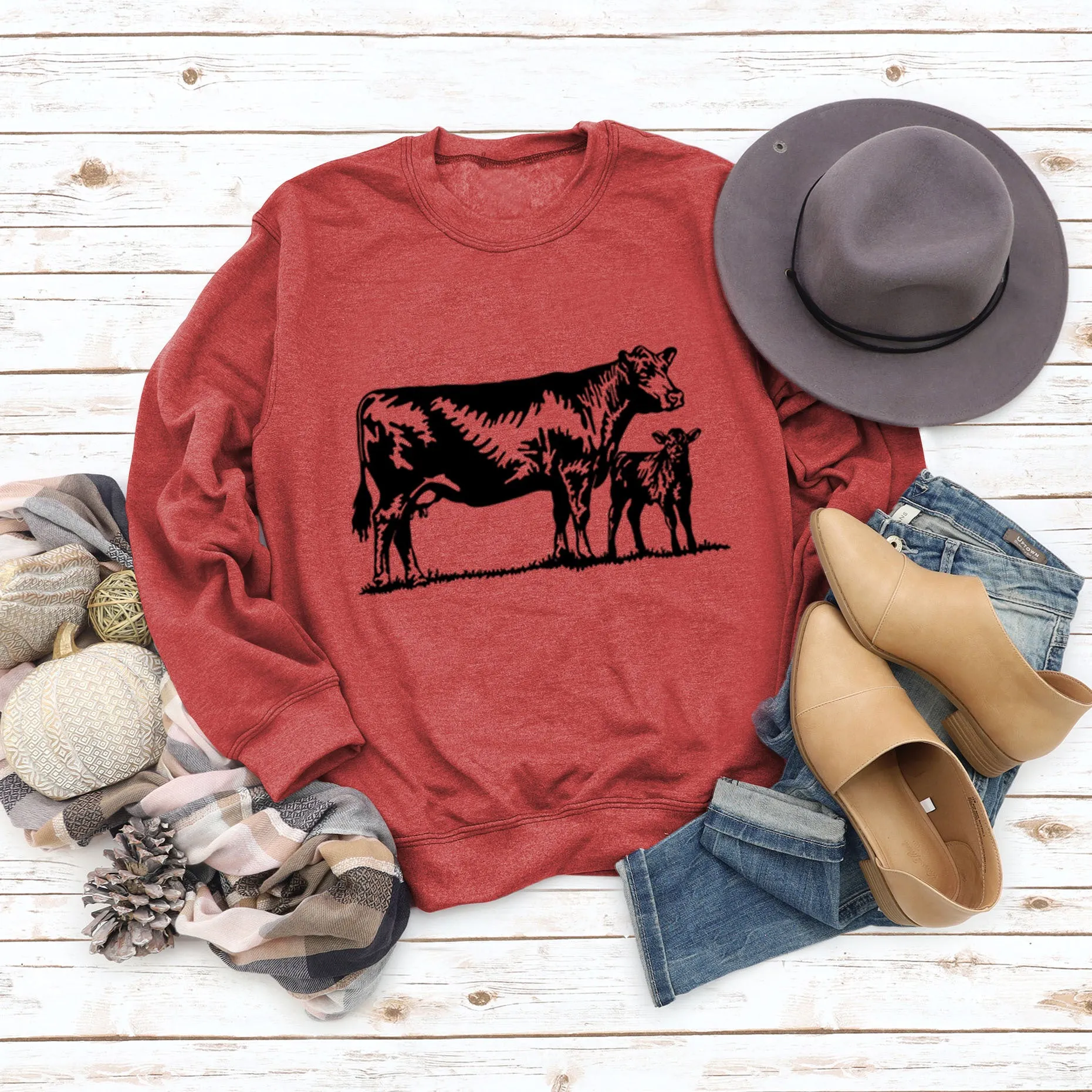 Womens Long-sleeved Cow-print Round Neck Loose T-shirt Sweatshirt