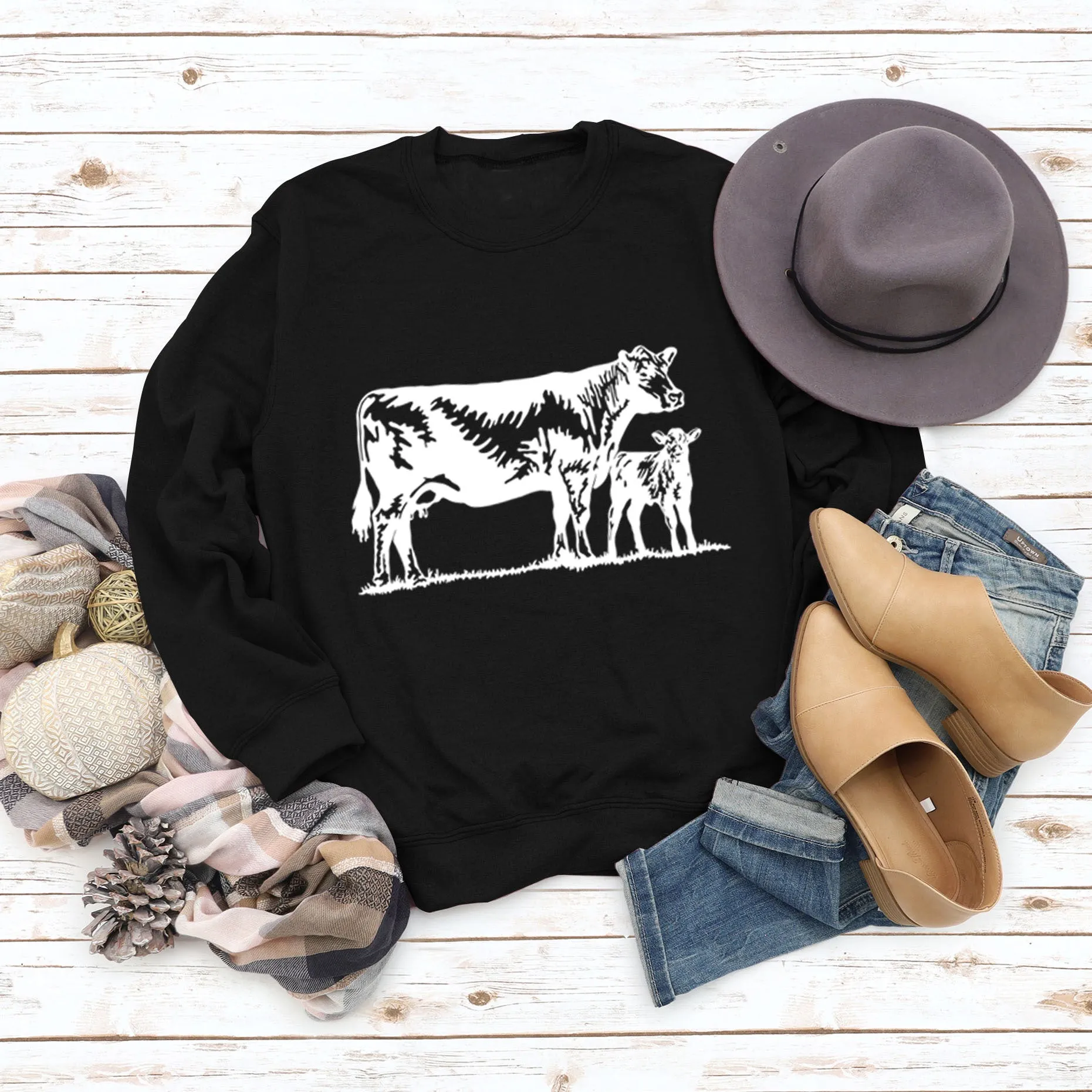 Womens Long-sleeved Cow-print Round Neck Loose T-shirt Sweatshirt